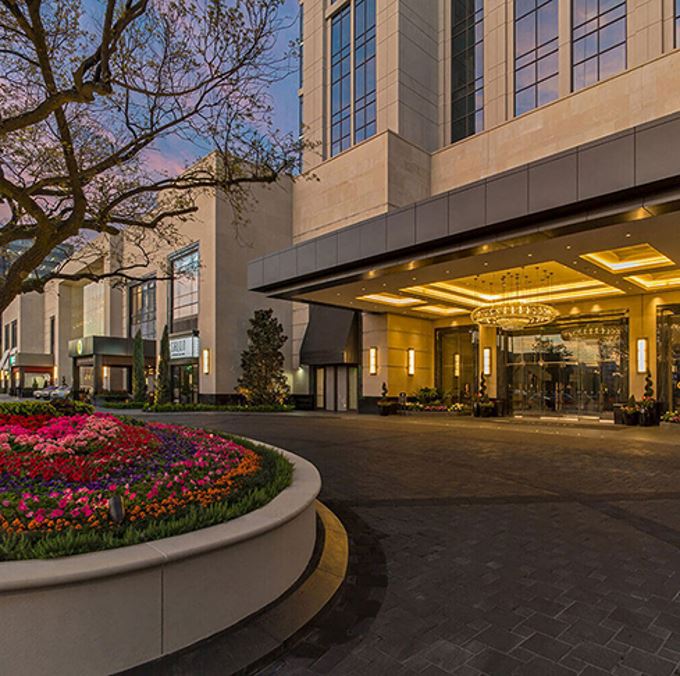 The Post Oak Lobby